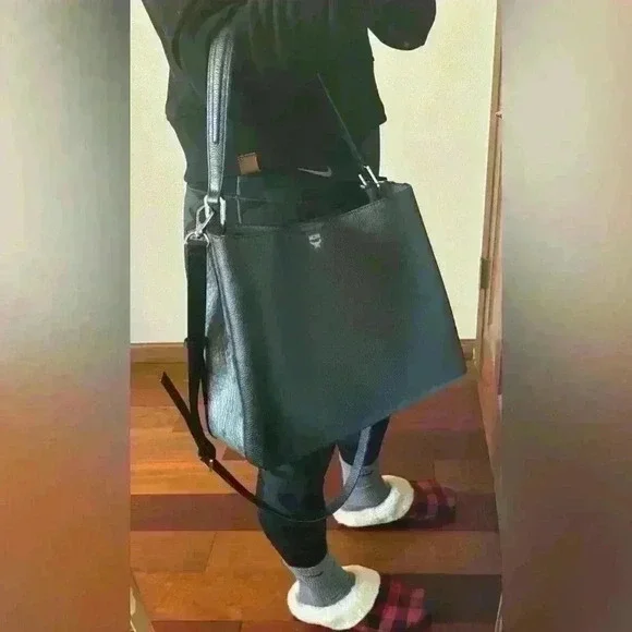 MCM Sarah Leather and Visetos Canvas Hobo/Crossbody - Picture 5 of 16